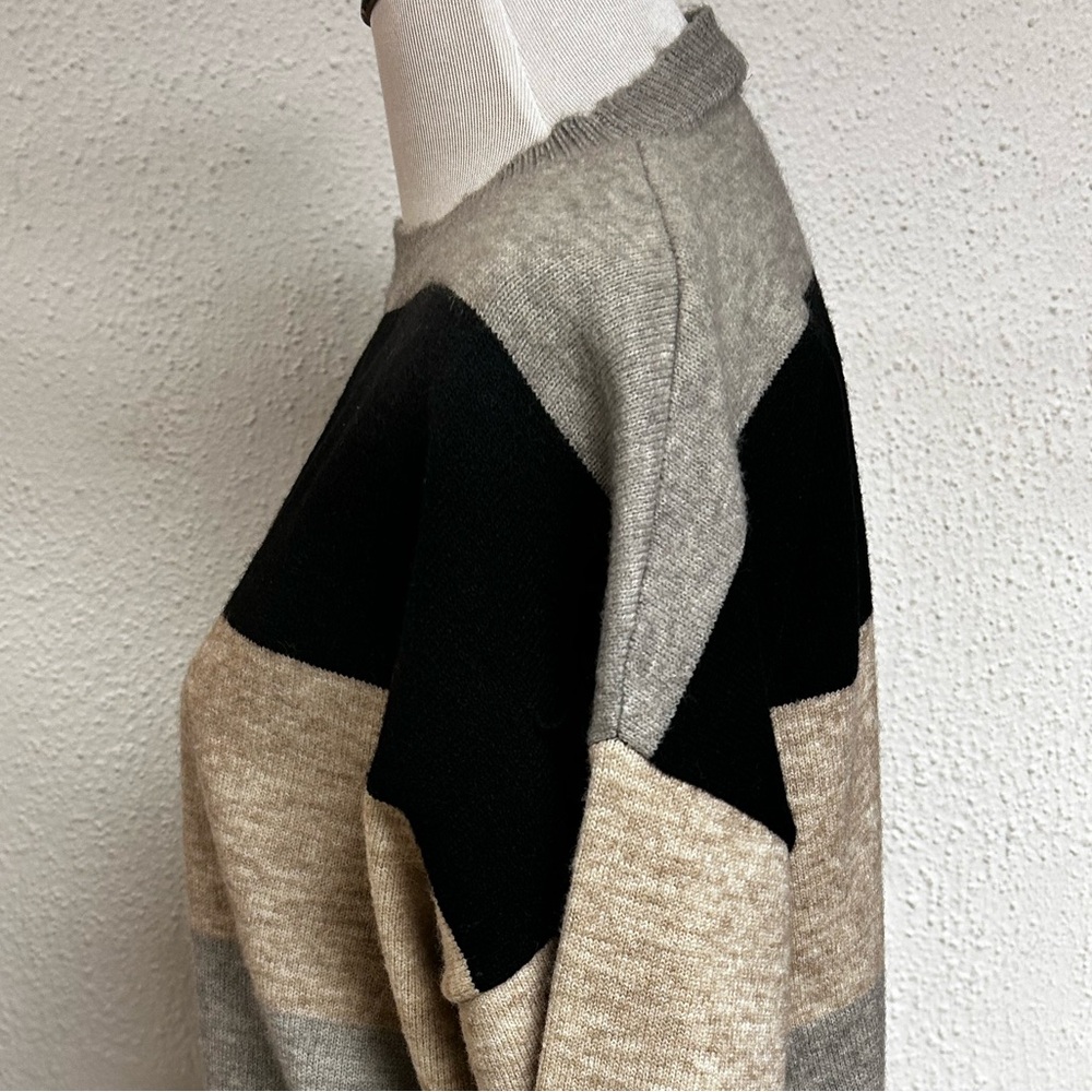 VOY Black,Grey and Beige Color Block Stripe Crewneck Sweater Women’s size Medium - Picture 5 of 8